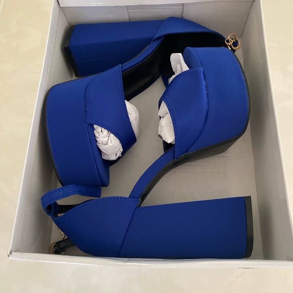 Chunky Blue Heels - Picture 1 of 5